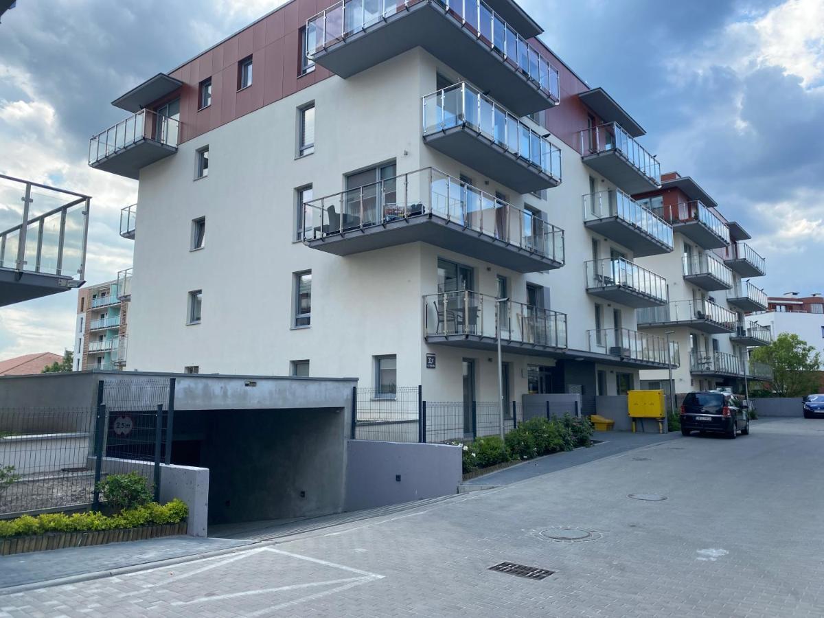 Kolobrzeg Apartament 2 Pokojowy Bursztynowe Appartement Buitenkant foto