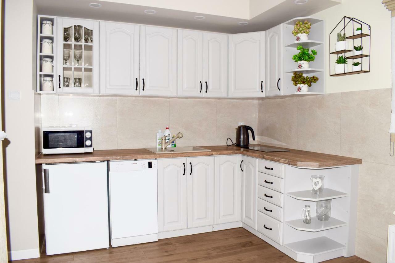 Kolobrzeg Apartament 2 Pokojowy Bursztynowe Appartement Buitenkant foto