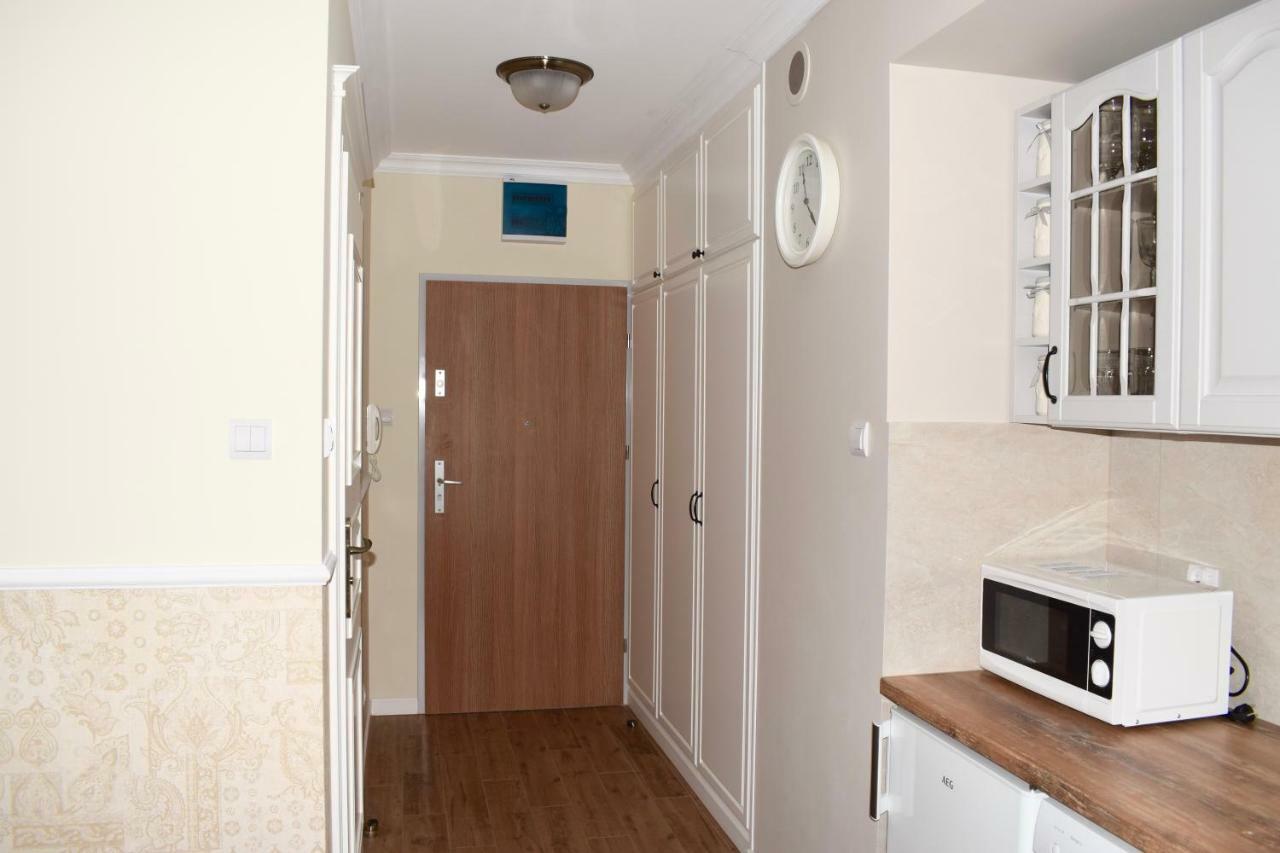 Kolobrzeg Apartament 2 Pokojowy Bursztynowe Appartement Buitenkant foto
